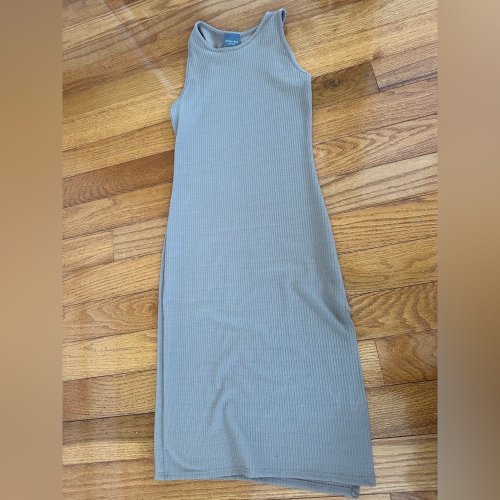 Olivia Rae Sleeveless Ribbed Midi Dress in Tan